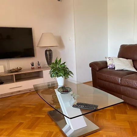 Bilja Apartment *